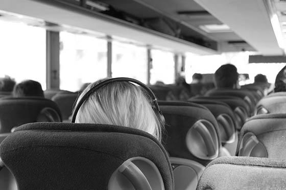 Charter buses for giant groups